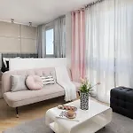 Apartmán Air-conditioned Premium Loft Skyline Only 900 M To Station Varšava