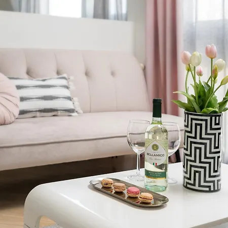 Apartmán Air-conditioned Premium Loft Skyline Only 900 M To Station