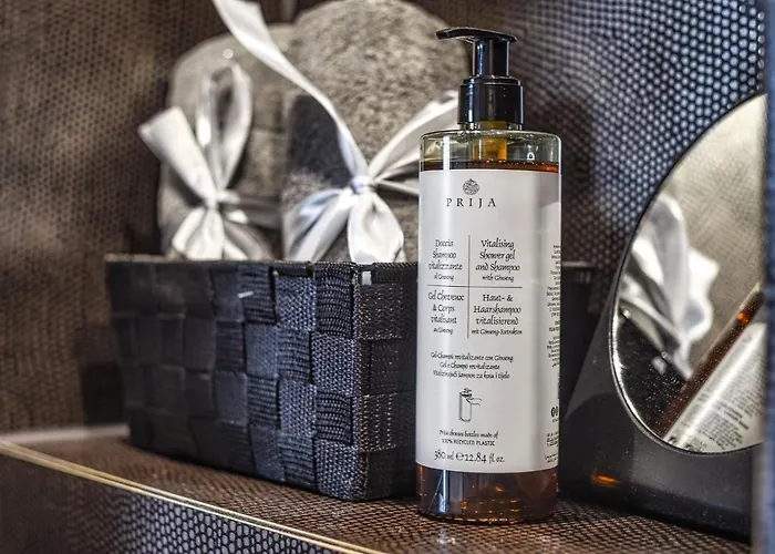 Air-conditioned Premium Loft Skyline Only 900 M To Station Varsó