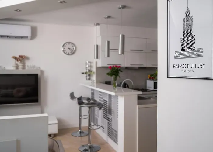 Air-conditioned Premium Loft Skyline Only 900 M To Station Apartman Varsó