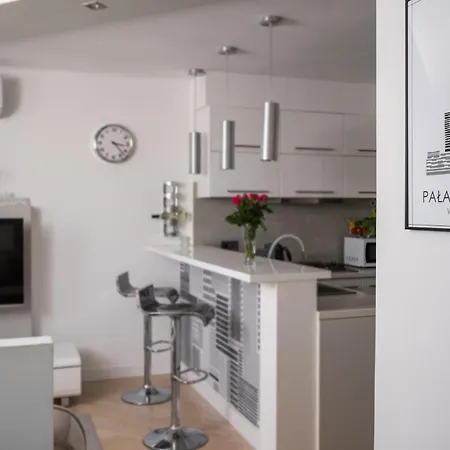 Air-conditioned Premium Loft Skyline Only 900 M To Station Lägenhet Warszawa