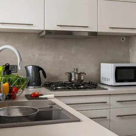 Air-conditioned Premium Loft Skyline Only 900 M To Station Lägenhet Warszawa