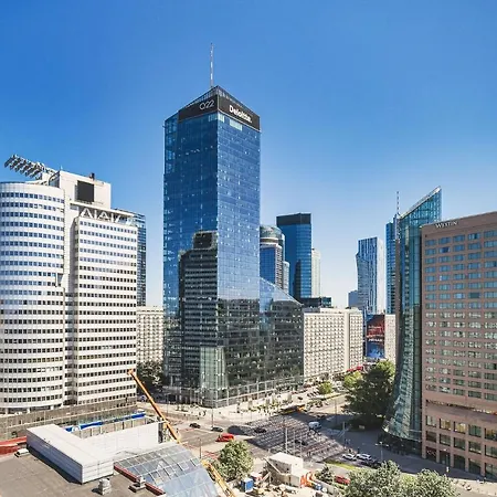 Air-conditioned Premium Loft Skyline Only 900 M To Station Appartement