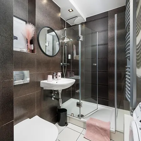 Air-conditioned Premium Loft Skyline Only 900 M To Station * Varsovie